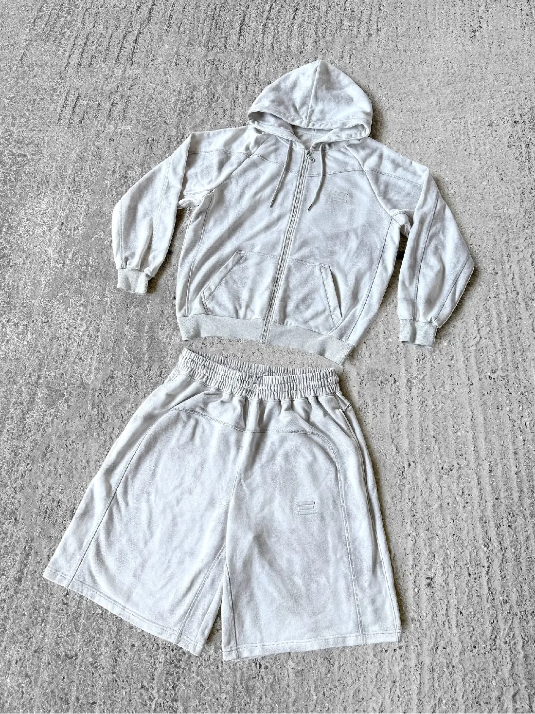 Kroen Ice Look Short Tracksuit (2)