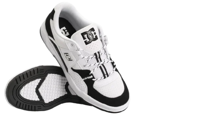Tenis DC